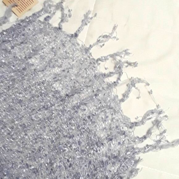 NWT Cheppu Himal Made in Napal Blue Ice Fringe Silver Metallic Threads Scarf - Picture 4 of 8